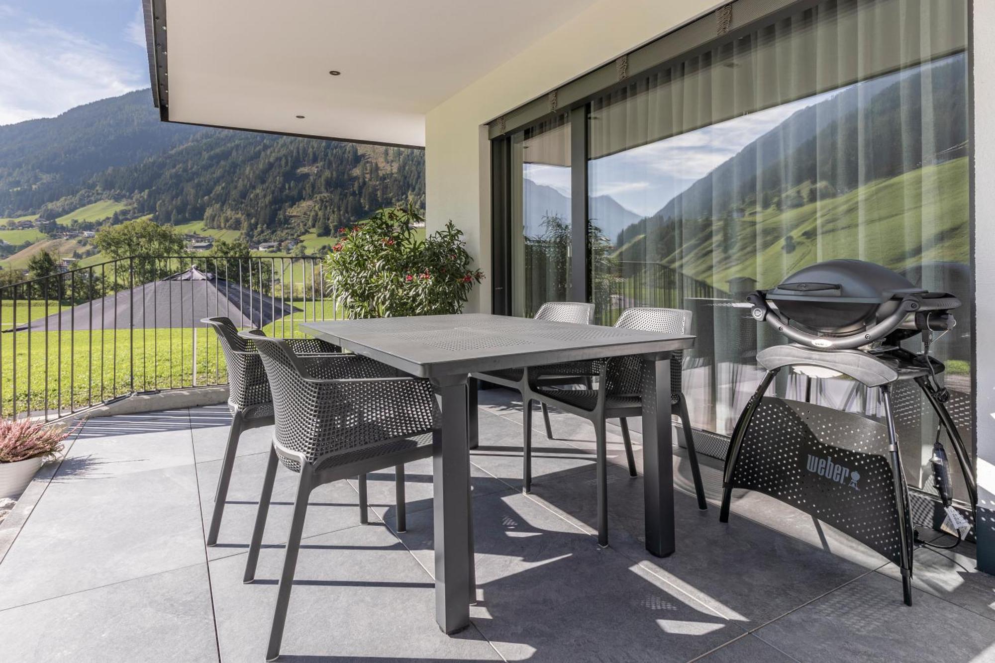 Bergmadl Apartments Neustift im Stubaital Ngoại thất bức ảnh
