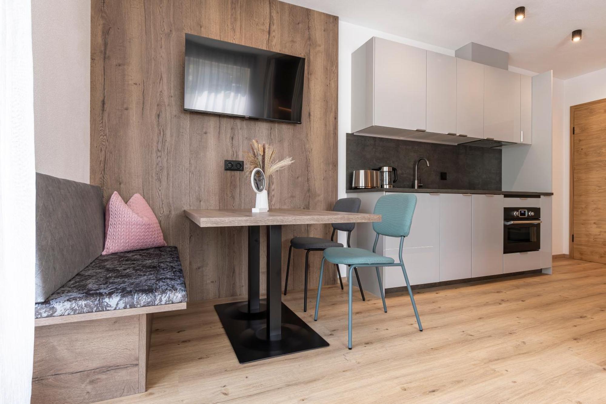 Bergmadl Apartments Neustift im Stubaital Ngoại thất bức ảnh