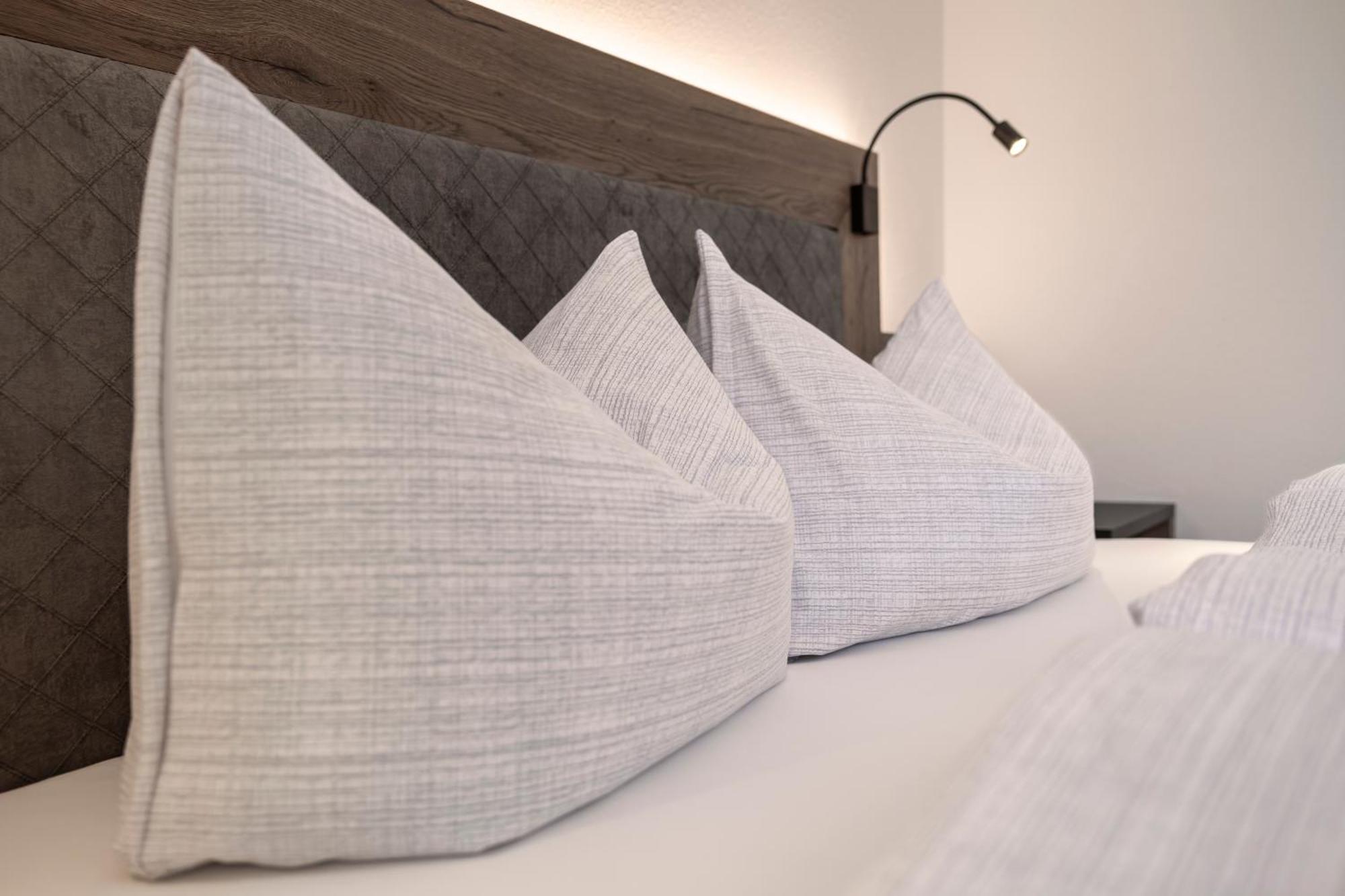Bergmadl Apartments Neustift im Stubaital Ngoại thất bức ảnh