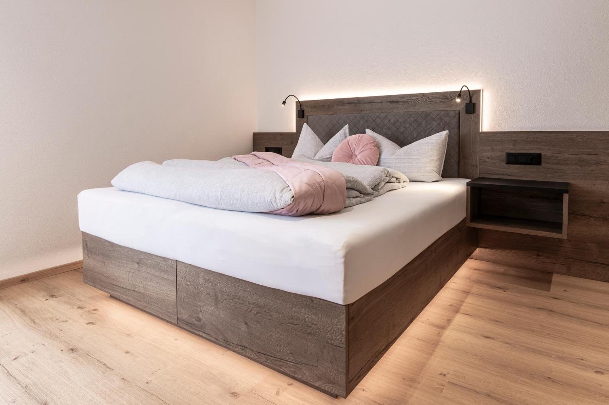 Bergmadl Apartments Neustift im Stubaital Ngoại thất bức ảnh