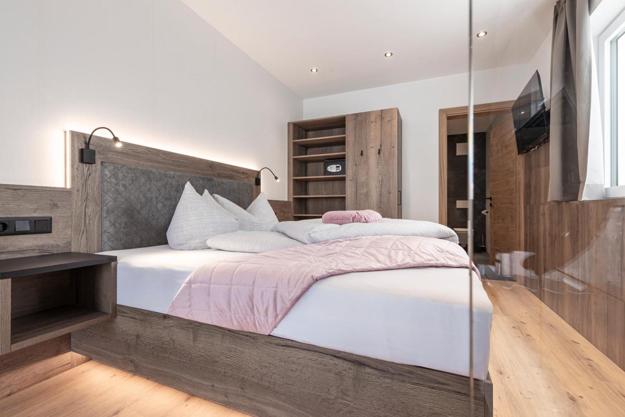 Bergmadl Apartments Neustift im Stubaital Ngoại thất bức ảnh